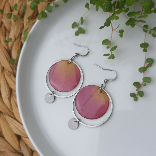 Boucles d'oreilles ∙ argenté ∙ Créoles de pétales de Rose 
