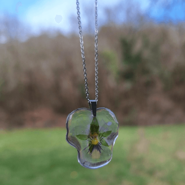 Collier petite Pensée • Viola cornuta • 
