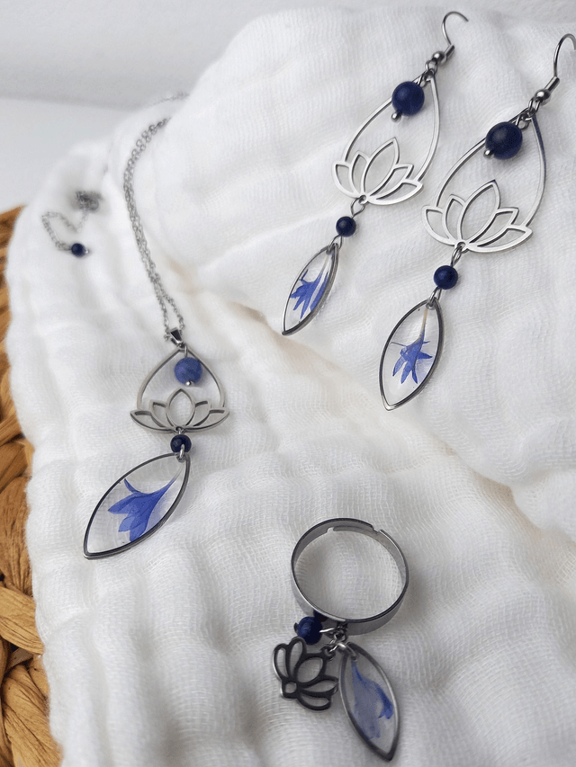 Collier argenté ∙ Lotus et Bleuet 