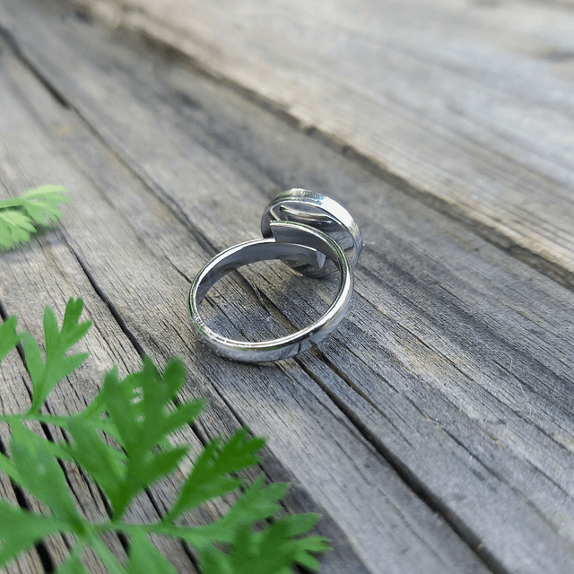 Bague argentée ◦ Végétale