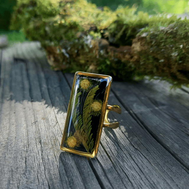 Bague dorée rectangulaire ⁃ Mimosa 