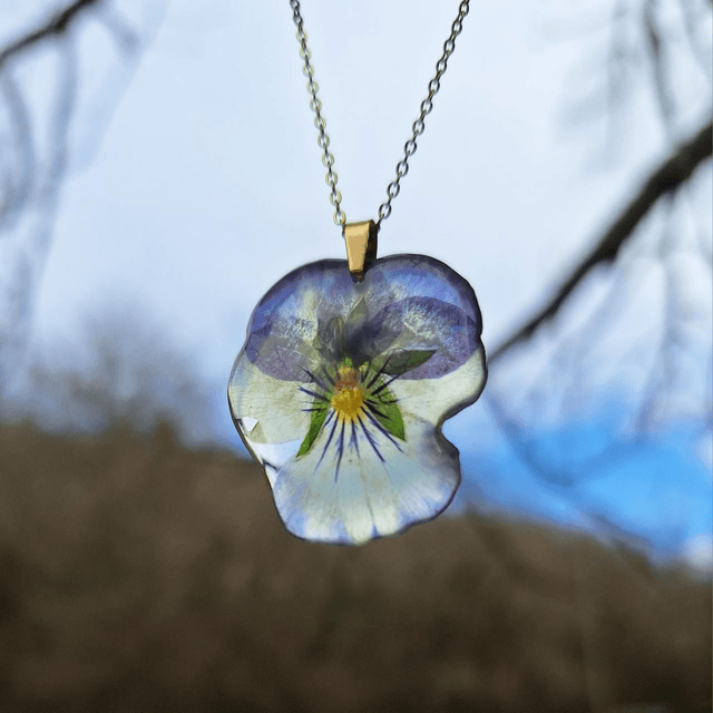 Collier petite Pensée • Viola cornuta • doré 