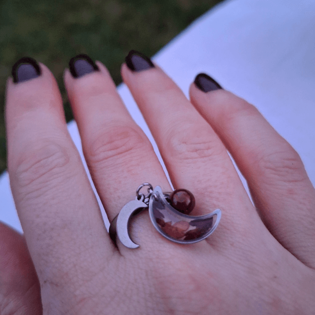 Bague argentée Lune ☾ Rouge