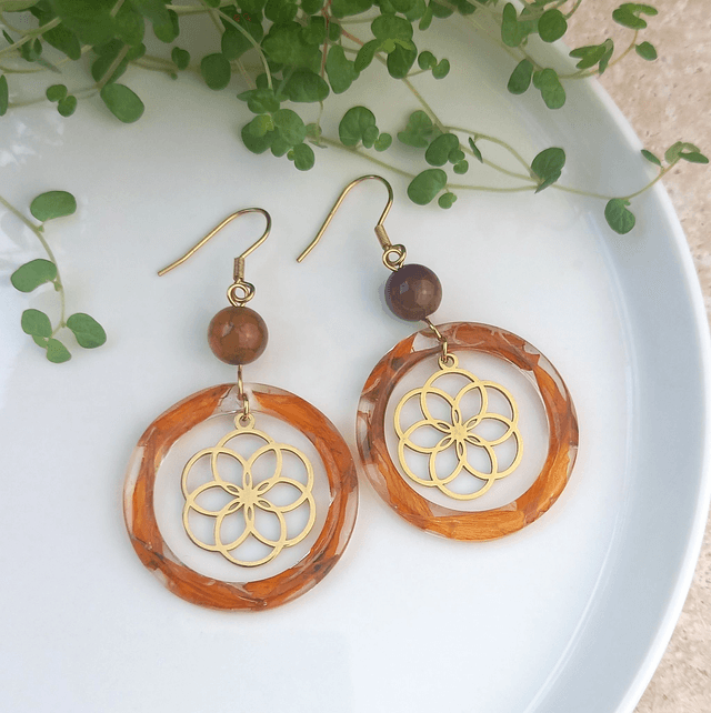 Boucles d'oreilles ∙ doré Fleur de vie Fleurs séchées Tagetes et pierre naturelle