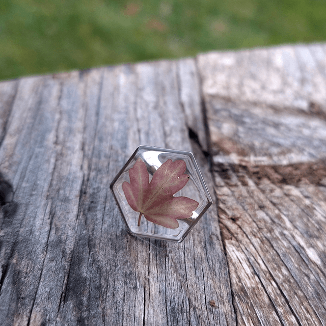 Bague argentée hexagonale ⬡ Erable