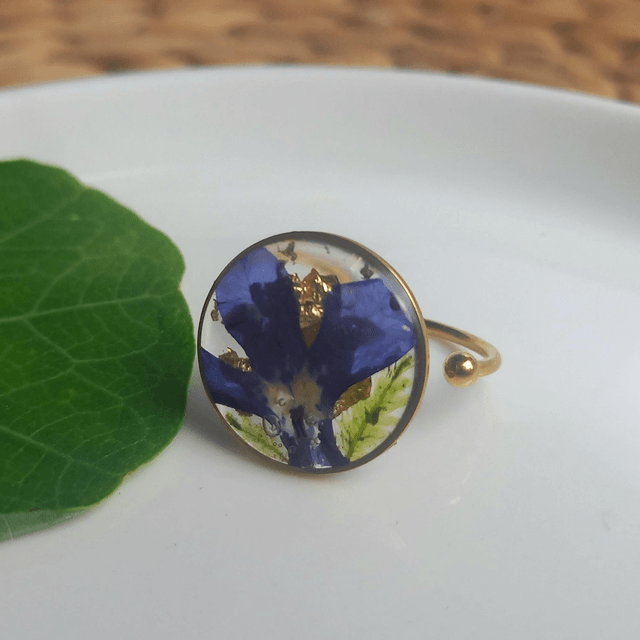 Bague dorée ◦ Fleur de Lobelia