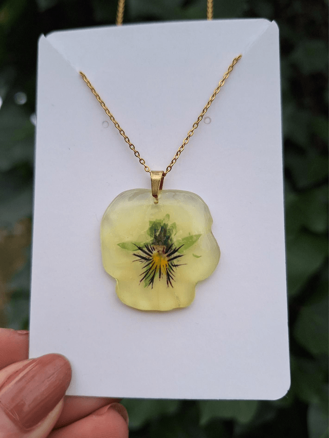 Collier petite Pensée • Viola cornuta • doré