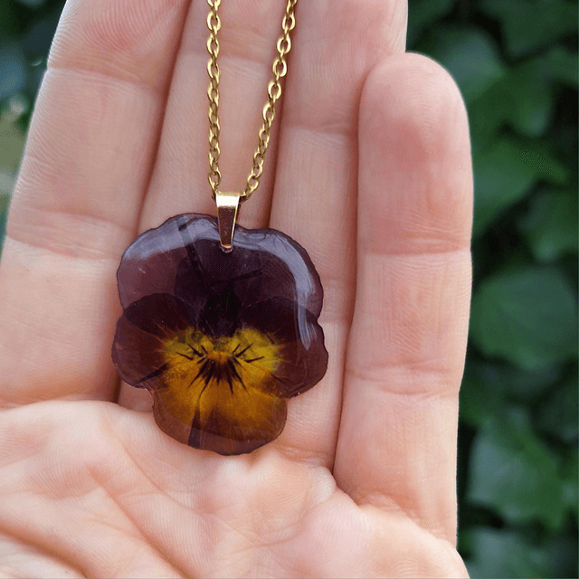 Collier petite Pensée • Viola cornuta • doré
