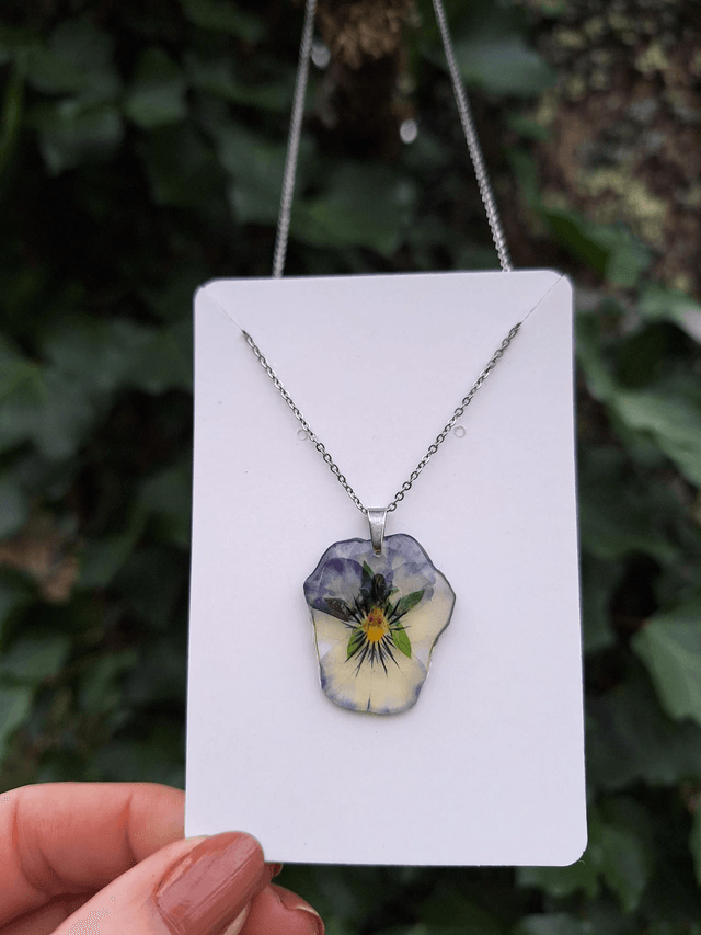 Collier petite Pensée • Viola cornuta • argenté