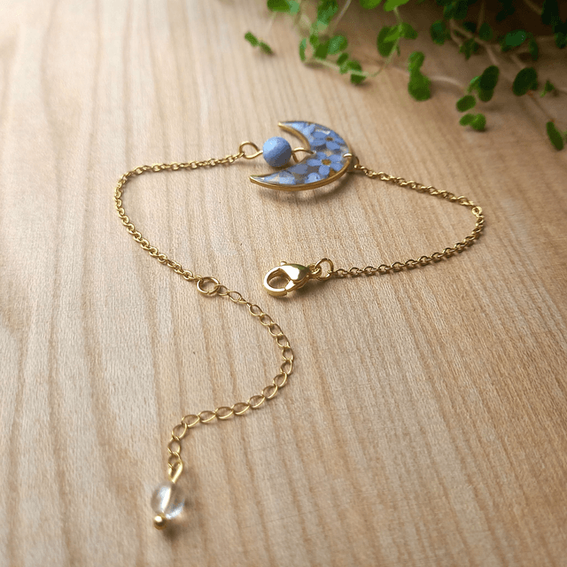 Bracelet doré · Luna Fleurs séchées et pierre naturelle