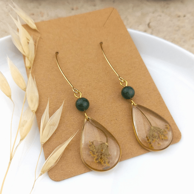 Boucles d'oreilles ∙ doré gouttes de fleurs et pierre naturelle