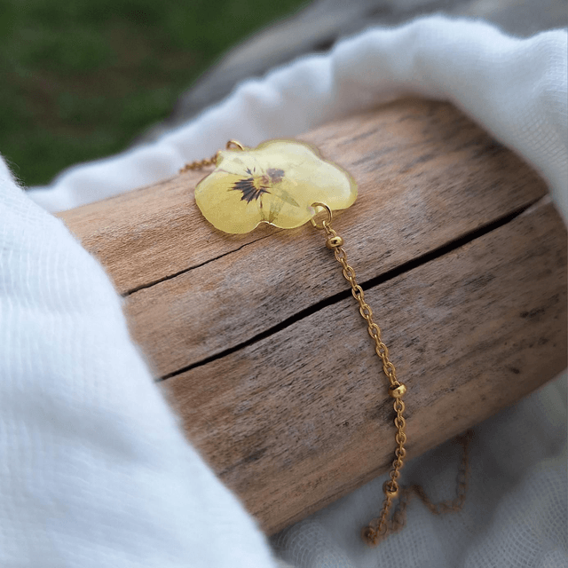 Bracelet petite Pensée • Viola cornuta • doré 