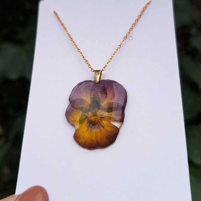 Collier petite Pensée • Viola cornuta • doré