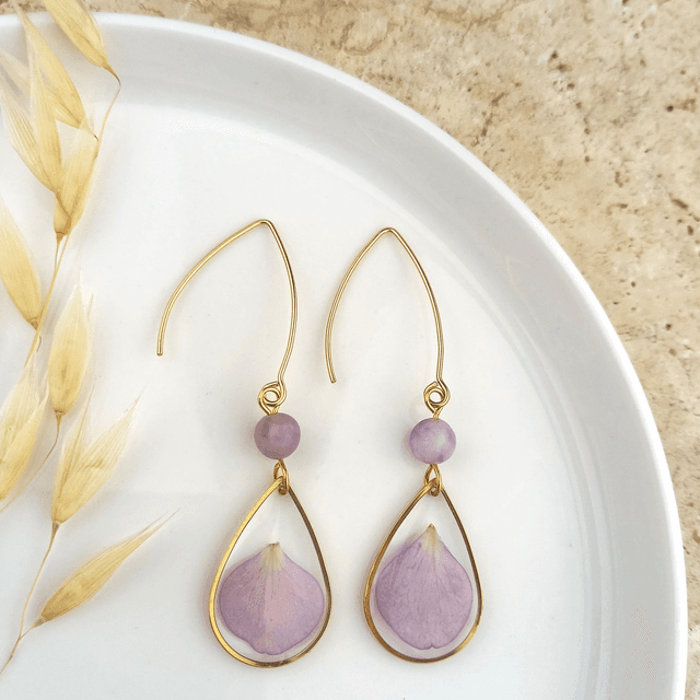 Boucles d&#039;oreilles ∙ doré gouttes de fleurs et pierre naturelle