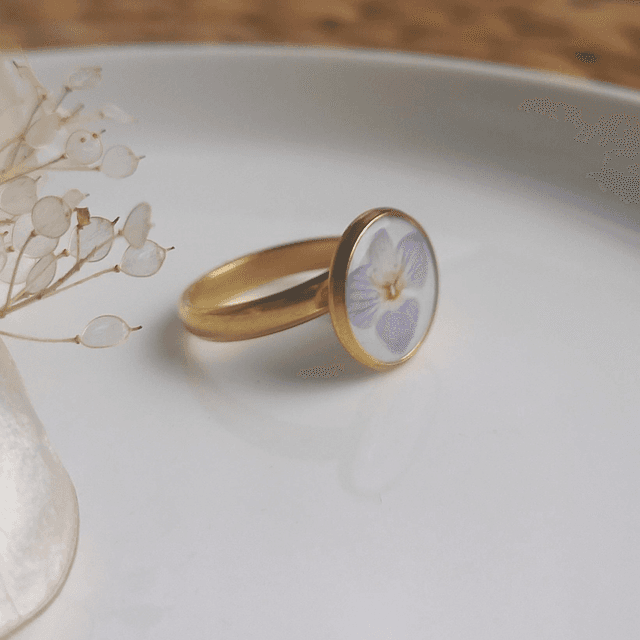 Bague dorée ◦ Veronica