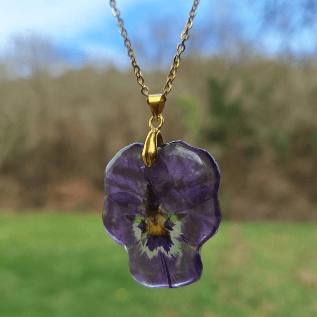 Collier Pensée • Viola cornuta • doré