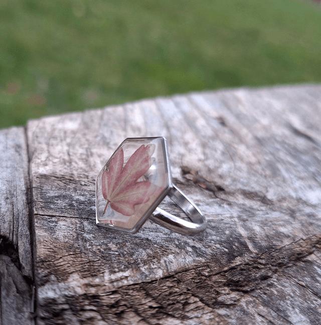 Bague argentée hexagonale ⬡ Erable